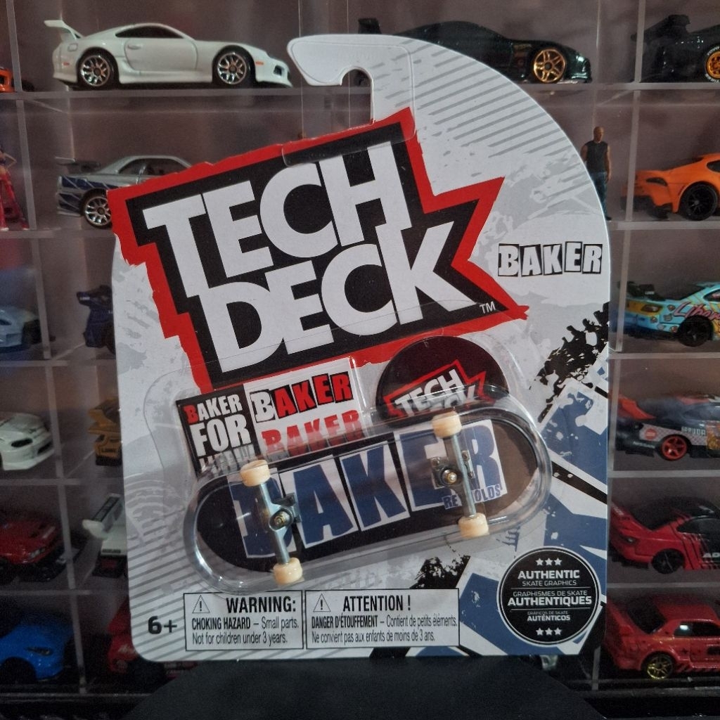 Tech Deck Baker Reynolds Fingerboard Skateboard Authentic Skate Graphics