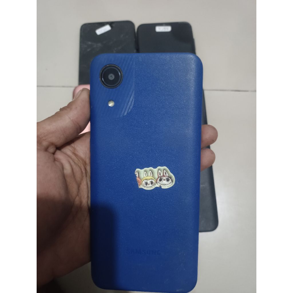 Hp Samsung a03 core minus Elsidi pola & pin Ga ada di jaminanan mesin normal 95% kelengkapan ( Unit 