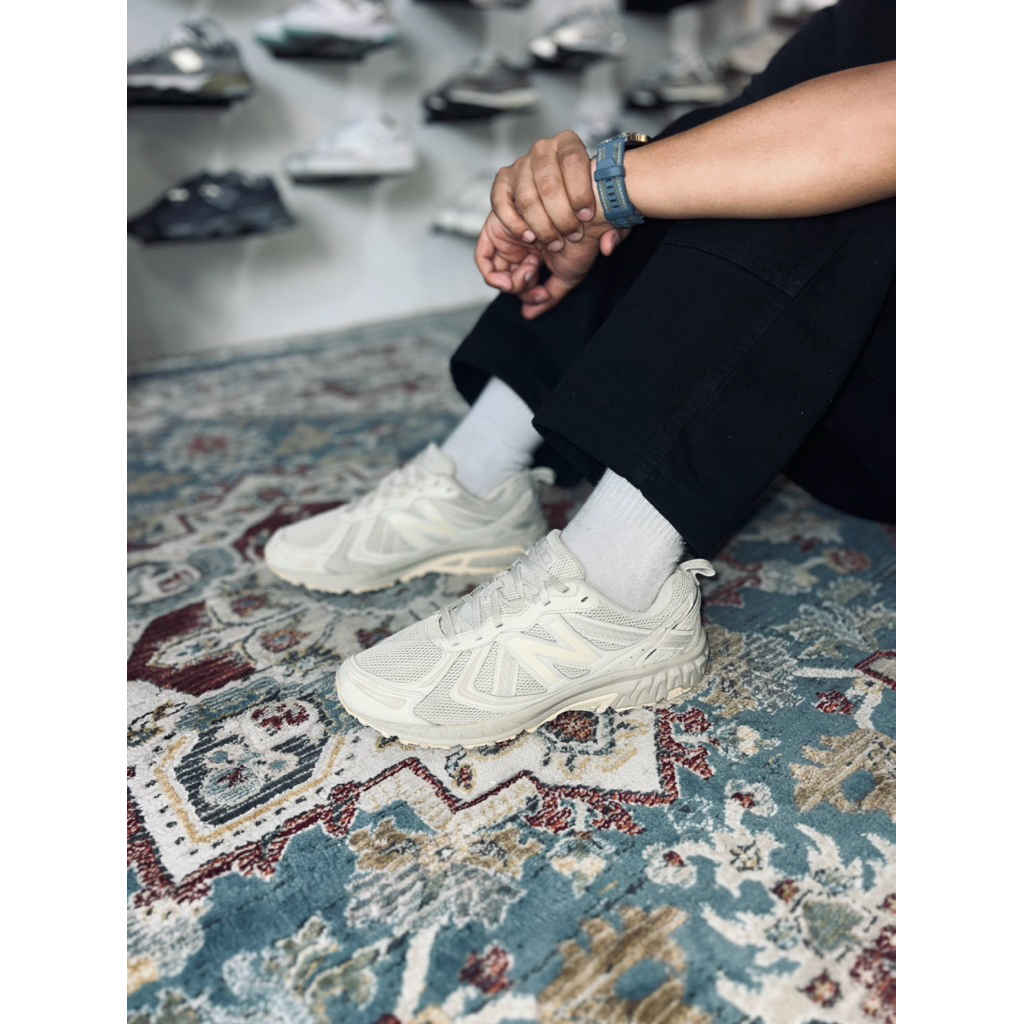 New Balance 410v5 All Terrain Cream