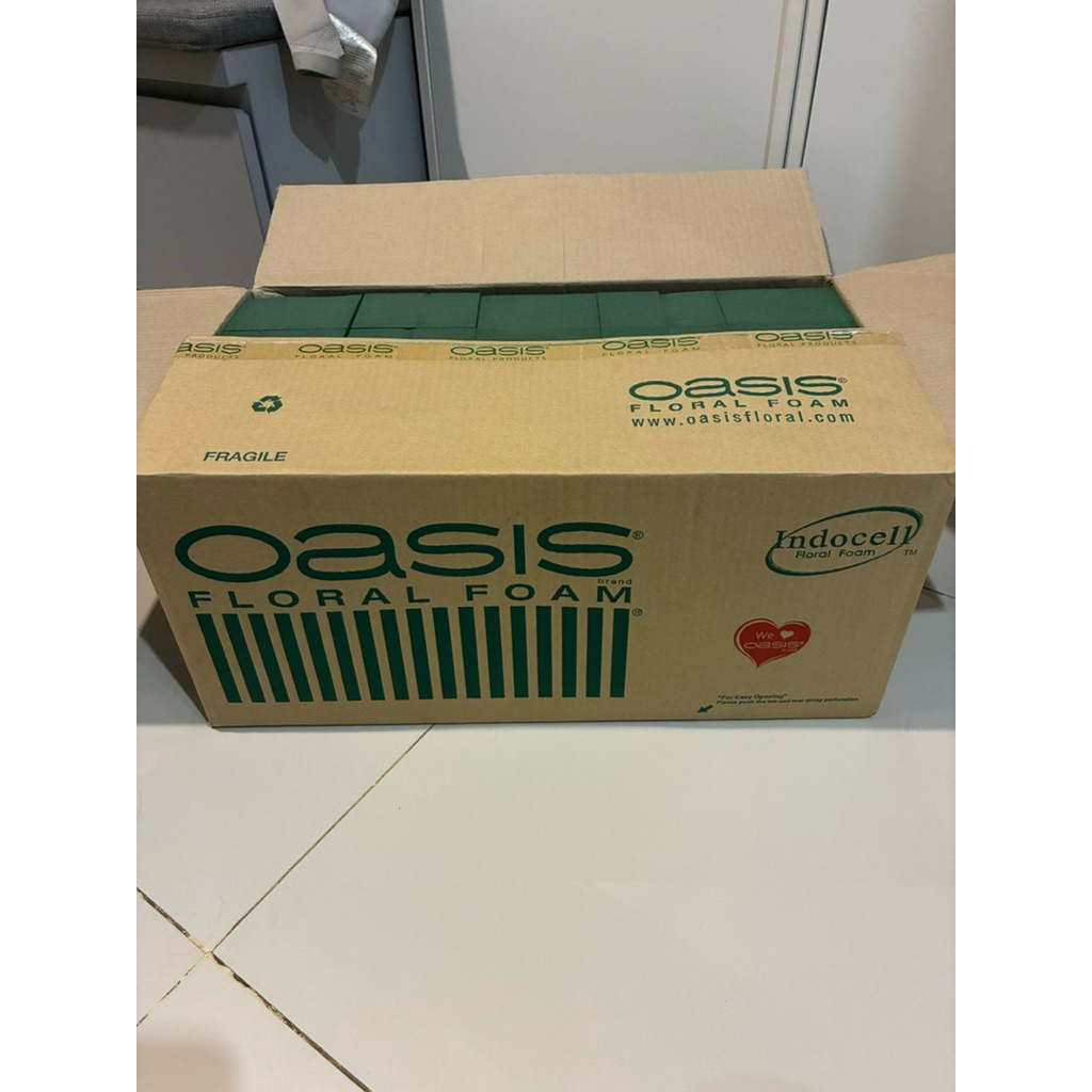 OASIS Floral Foam 1 Dus Second Belum Pernah Dipakai