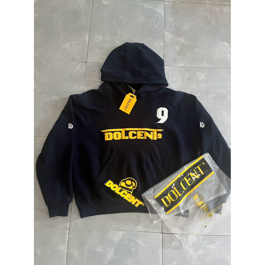 hoodie dolcent9 event uss 2025