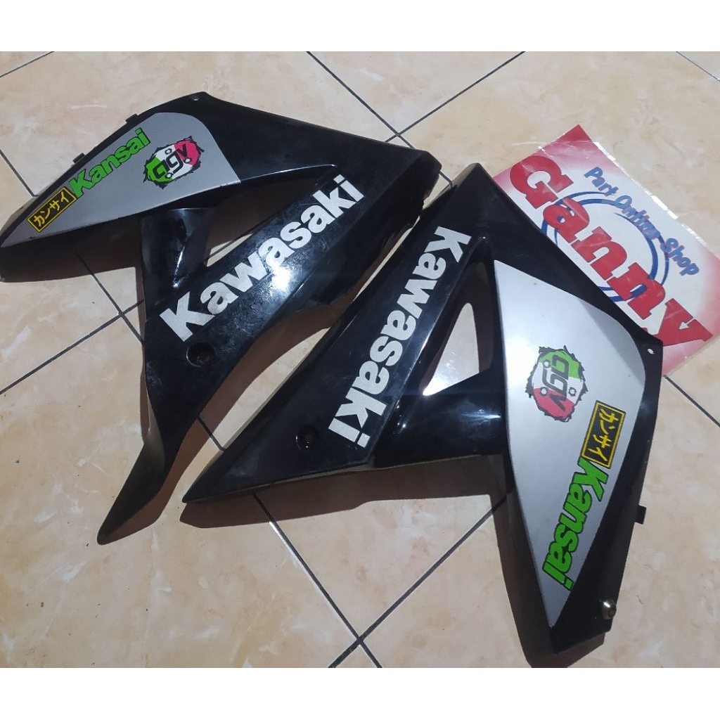 Fairing sayap bawah Kawasaki Ninja RR new original bekas