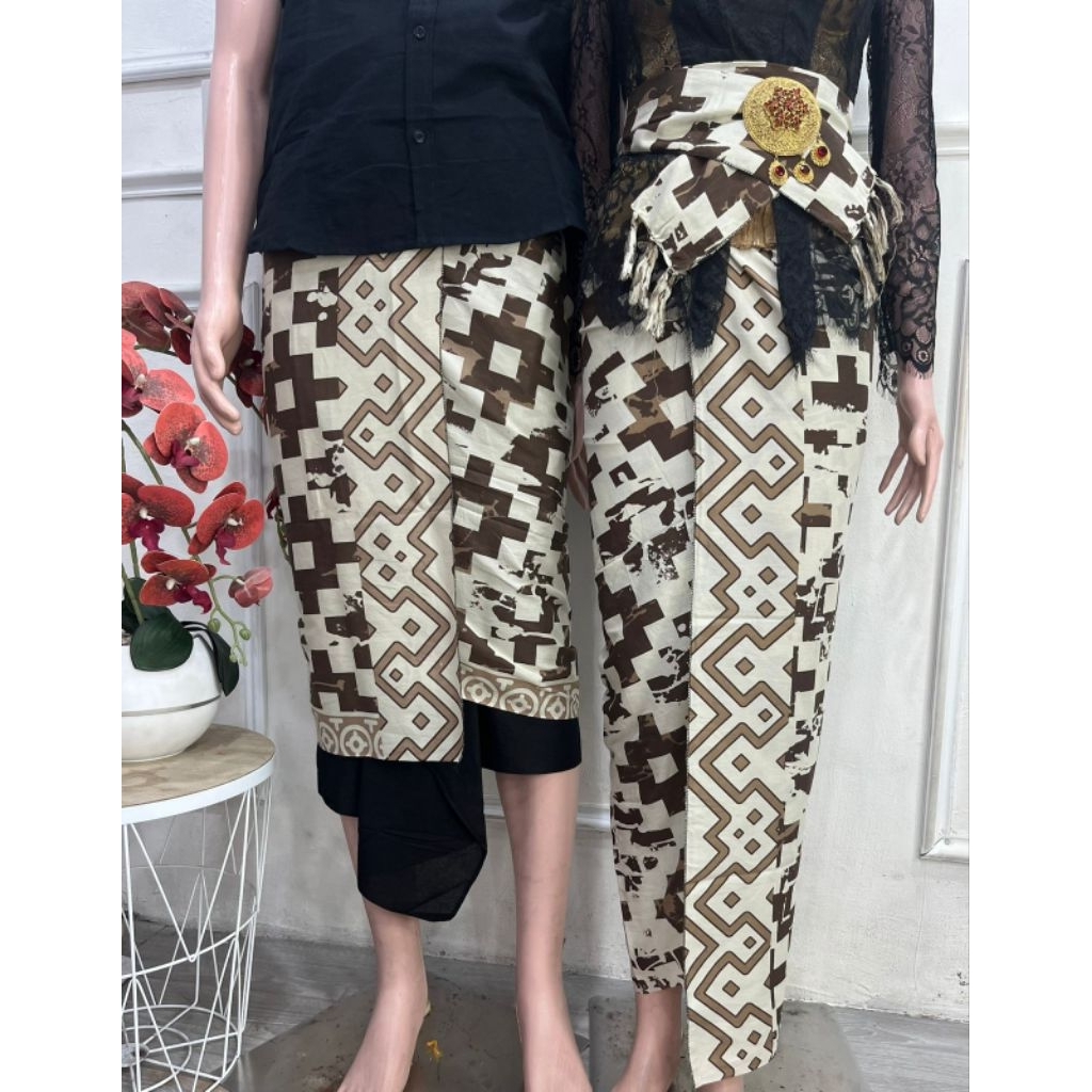 Set couple batik indigo Abstrak (Kamen +slendang+saput)