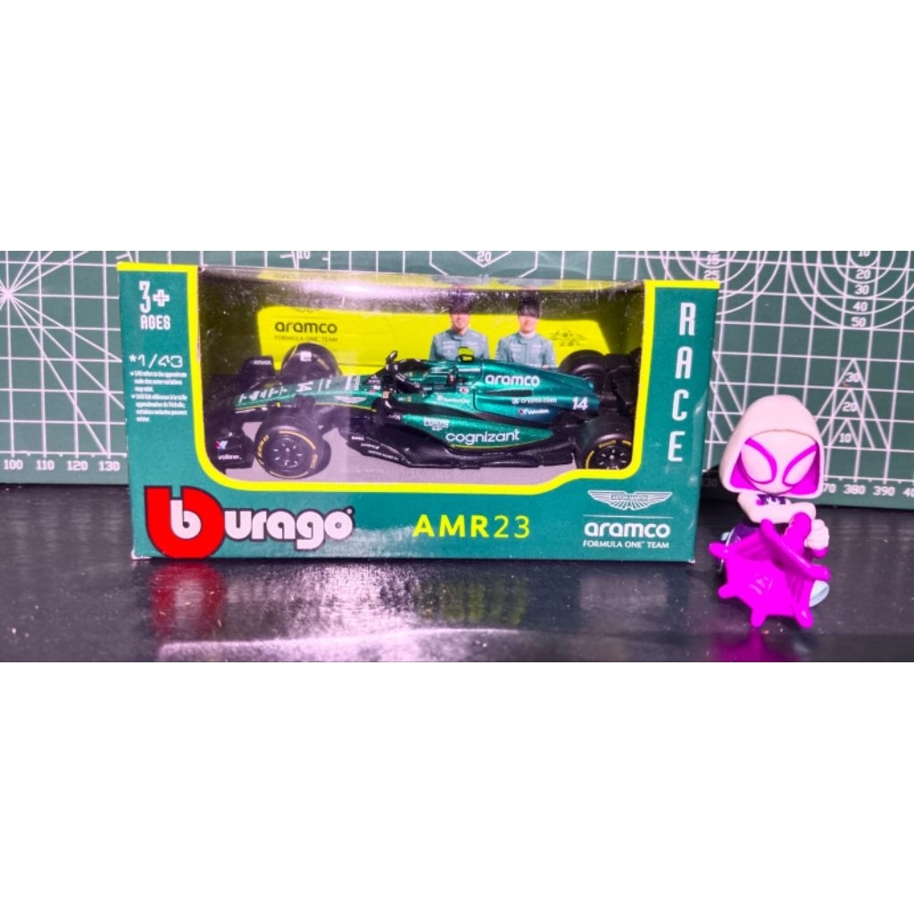 Burago Mobil Formula 1 AMR23 1/43 Skala Diecast EX DISPLAY