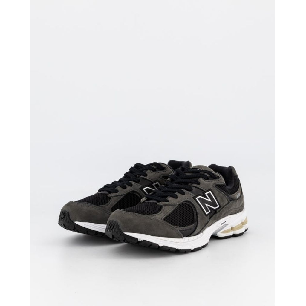 Sepatu Sneakers NB 2002R ML2002RB Original