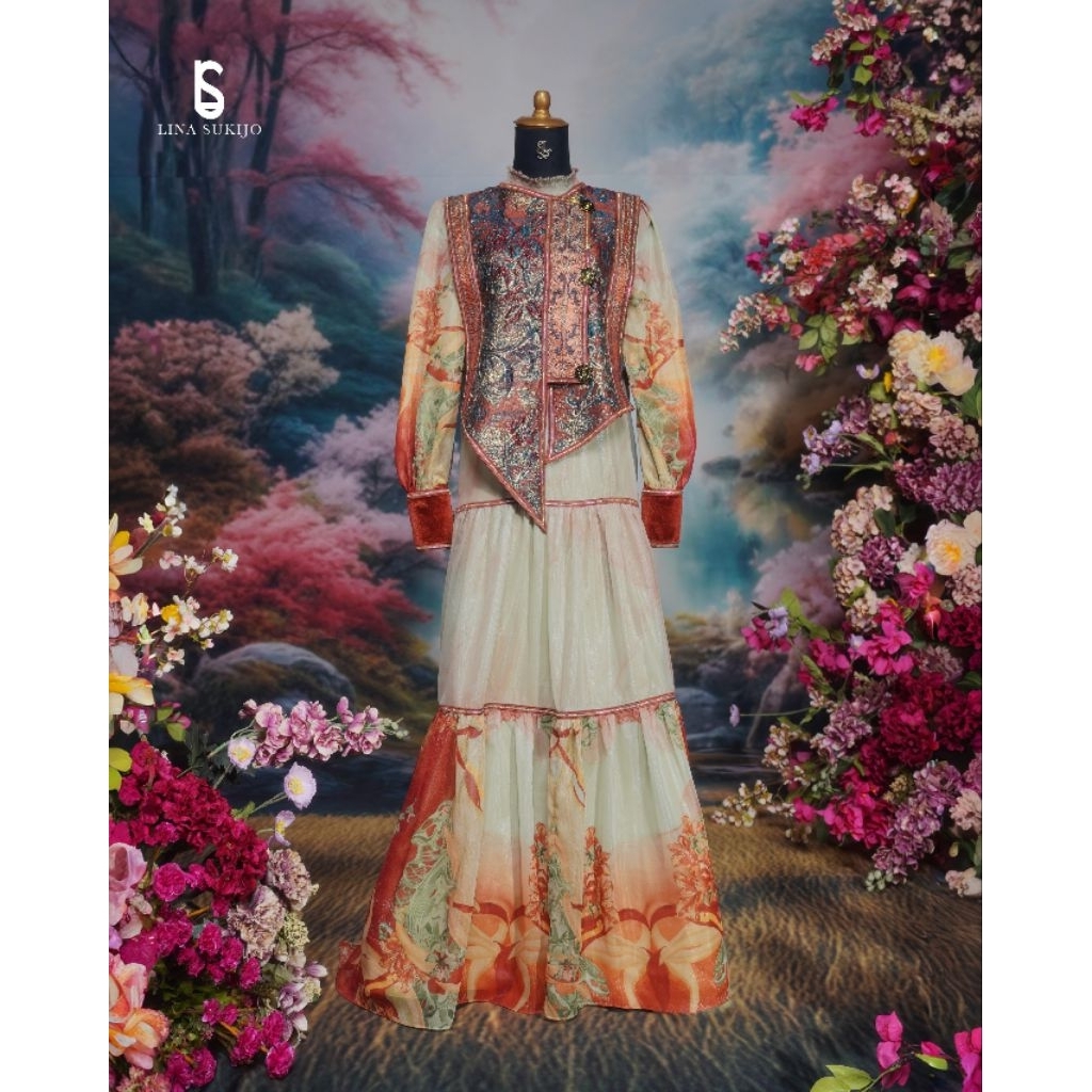 LINA SUKIJO QUIN ROSE SERIES 3 IN 1 + Cover Dress