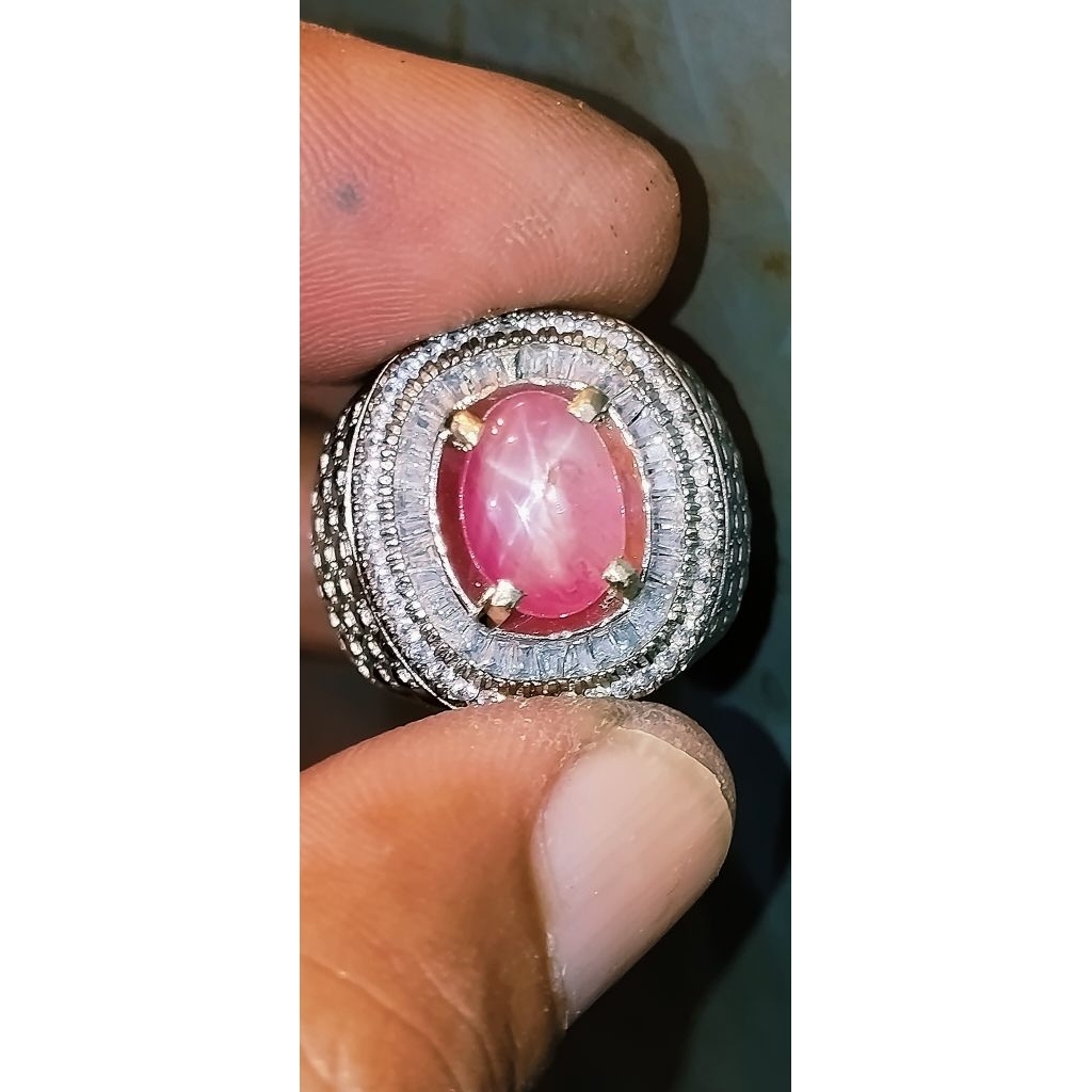 Ruby star Burma (Merah Delima)