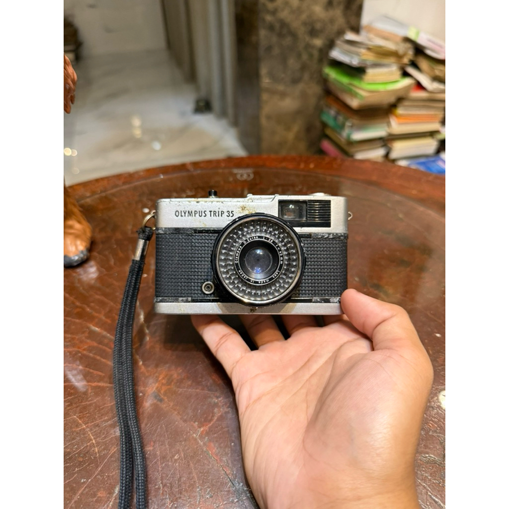 kamera analog olympus trip 35 pocket camera film jadul antik vintage
