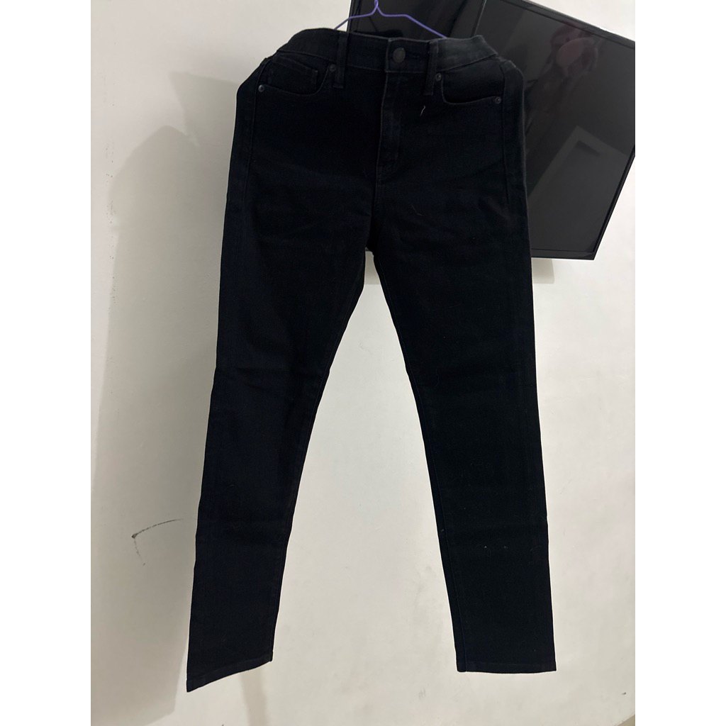 preloved uniqlo jeans straight black