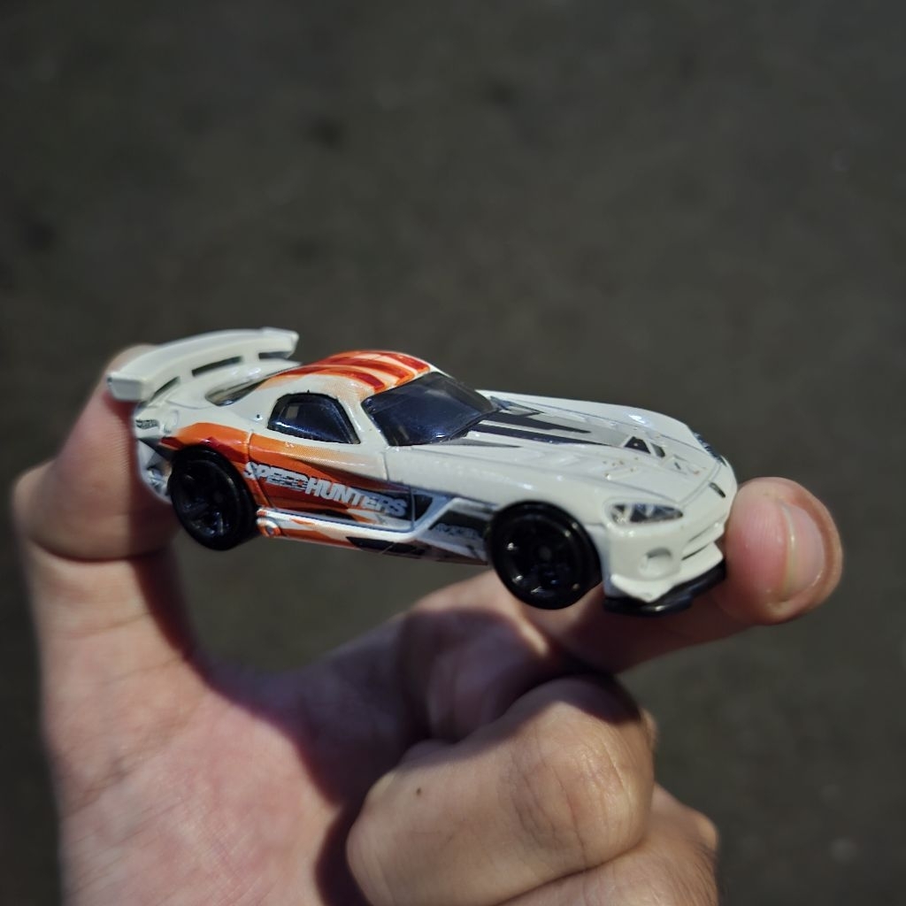 hot wheels dodge viper srt 10 acr (lose)