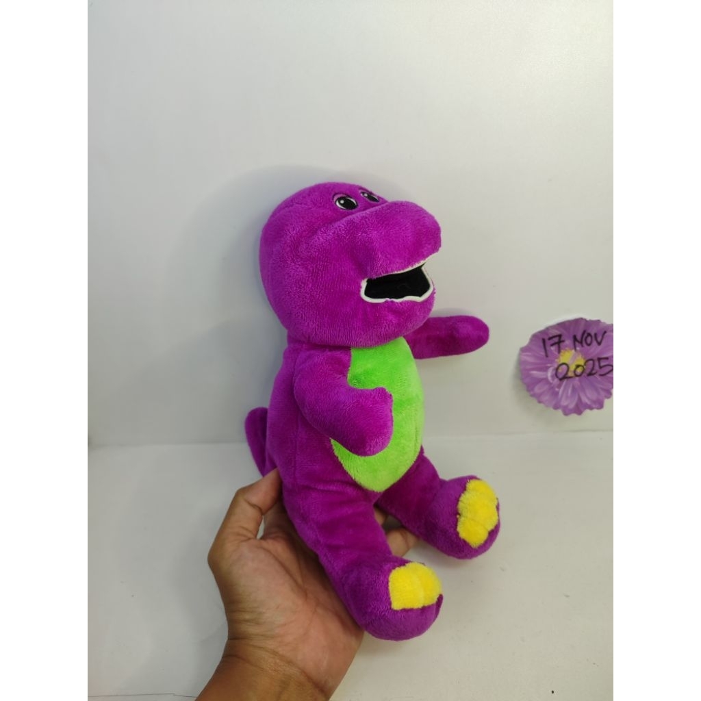 boneka Barney the dino original cut brand