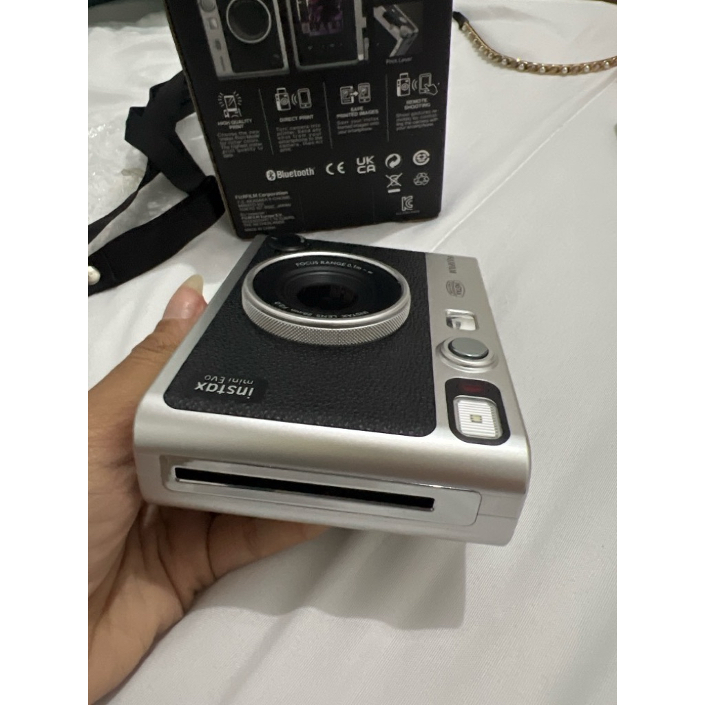 INSTAX MINI EVO