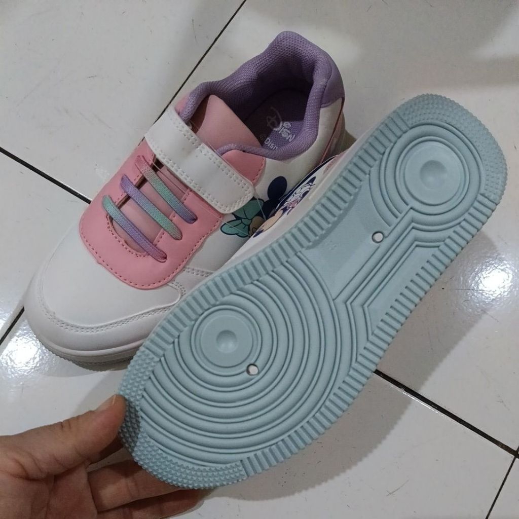 sepatu D1sn3y anak Sz 33
