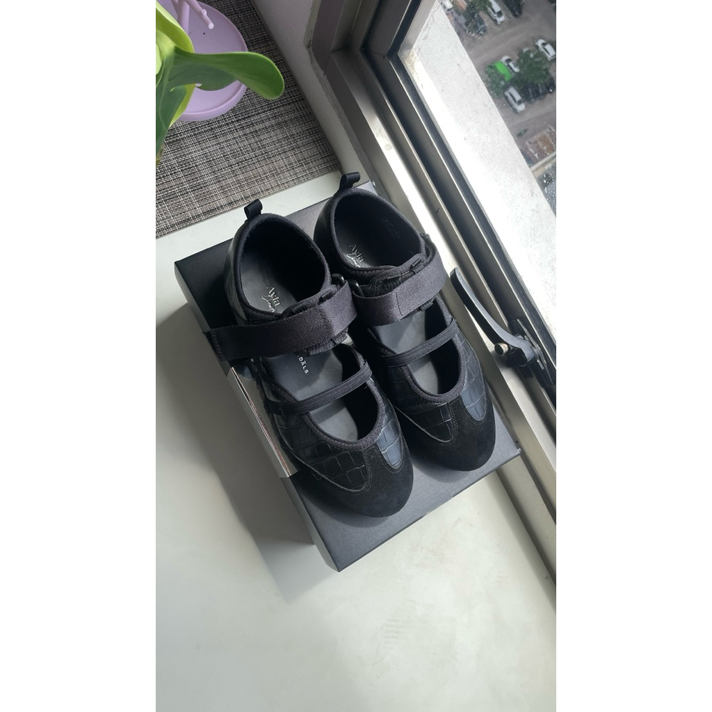 Hijack Twyla Croco Noir sz 37 (23.5cm) preloved