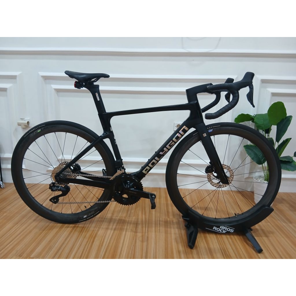 ROADBIKE POLYGON HELIOS A7 DI2 2026 BLACK PHANTOM SIZE S SECOND VERY GOOD CONDITION0