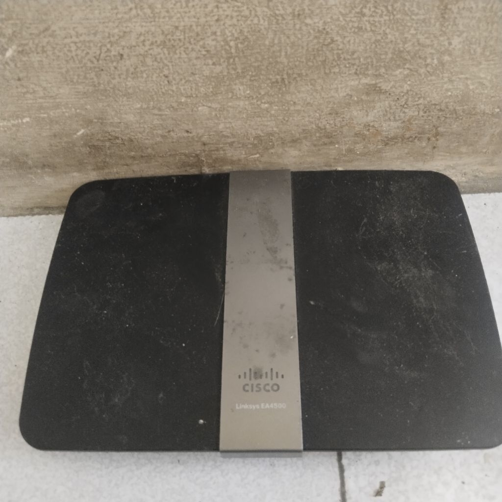 CISCO LINKSYS EA4500