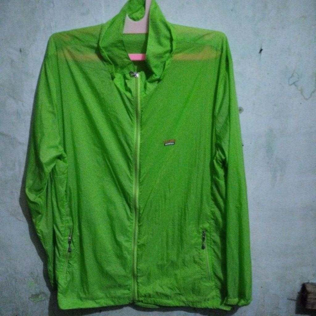 jaket second parasut outdoor waterproof pria