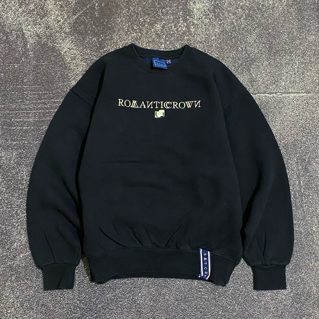 crewneck romantic crown original