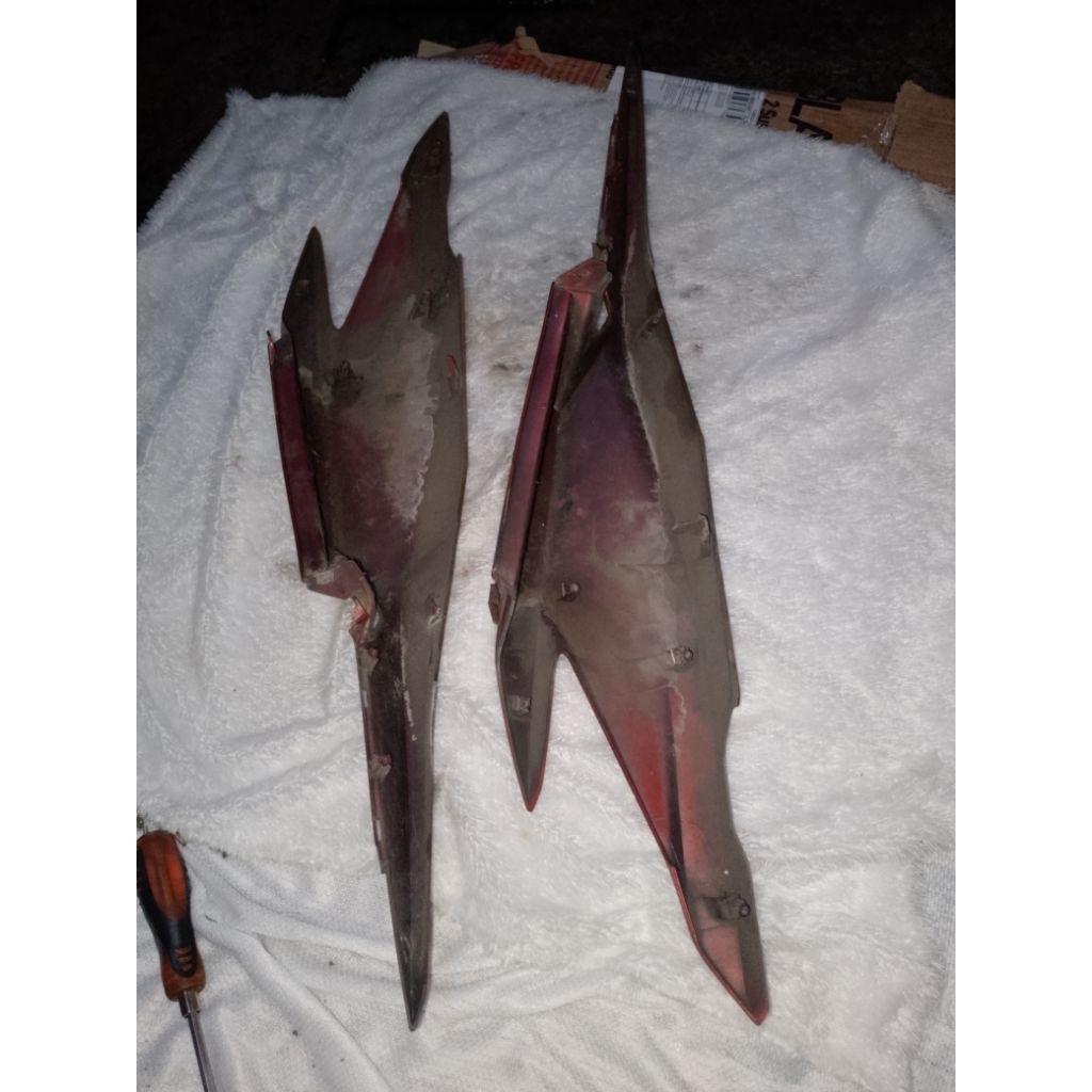 cover body belakang Honda Vario 125 tahun 2013-2014 kzr bekas copotan motor