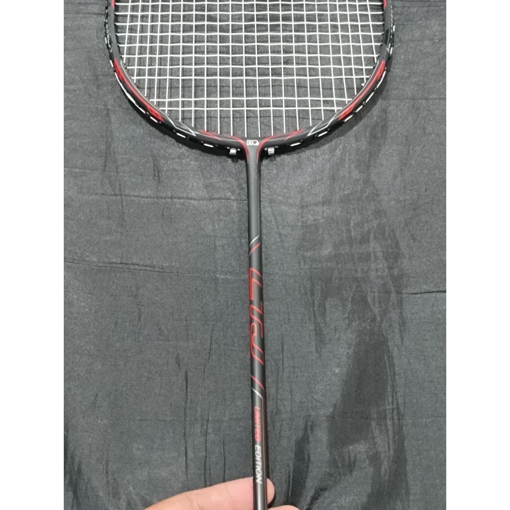 RAKET HIQUA ADDICTED