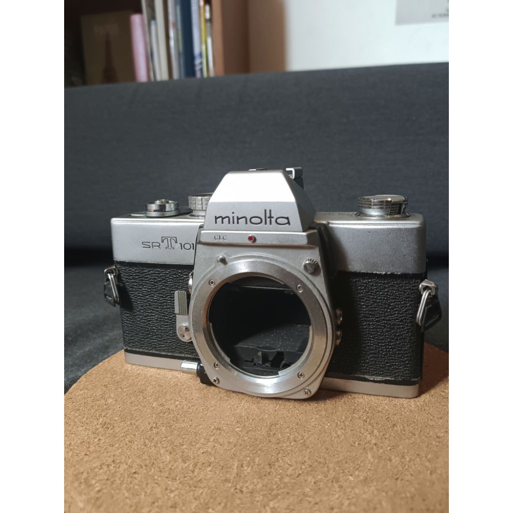 MINOLTA SRT101