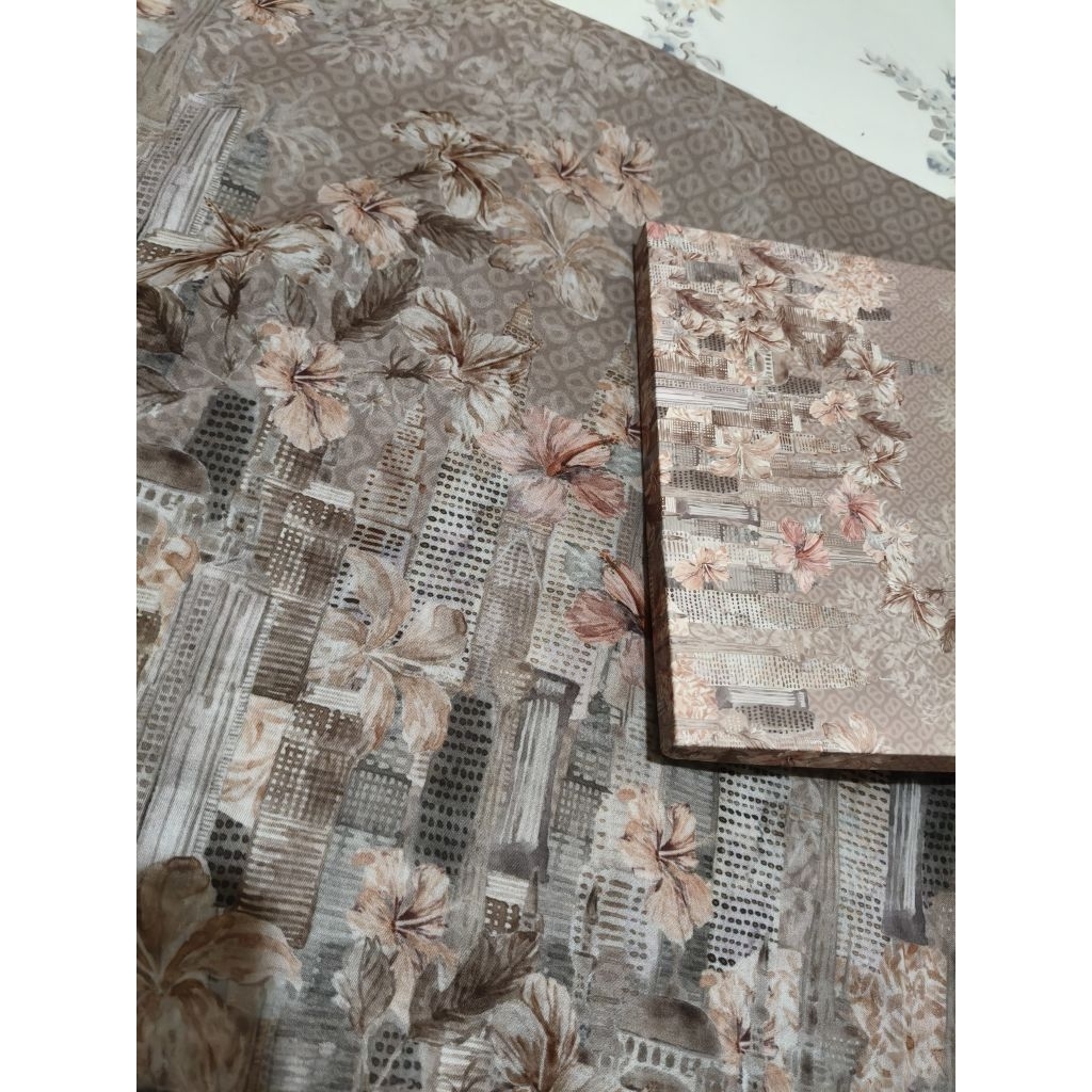 Malaya Khaki BUTTONSCARVES