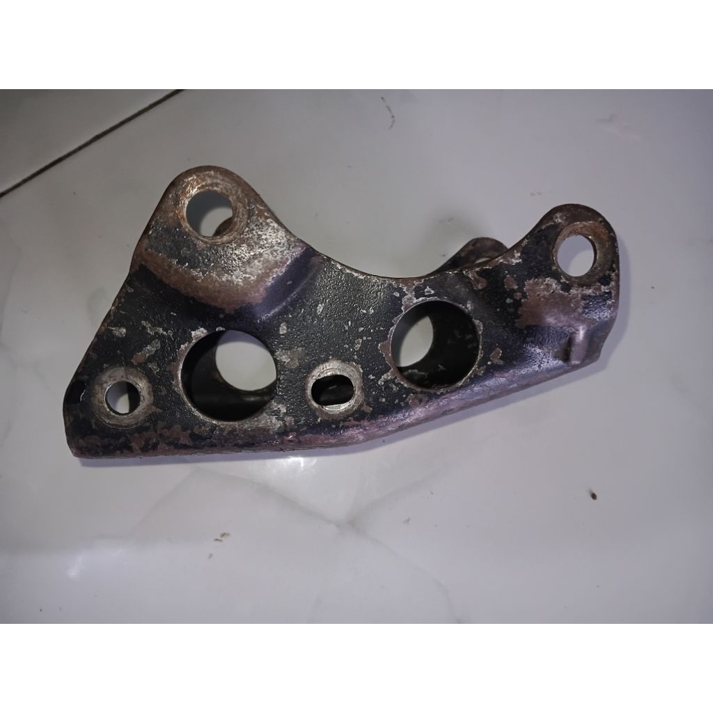 Braket mesin mega pro