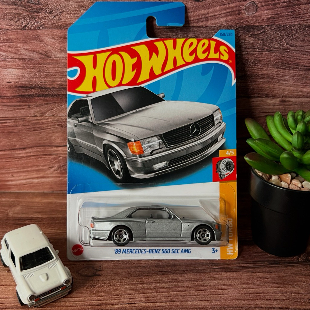 Hot Wheels Mercedes Benz 560 SEC AMG Silver