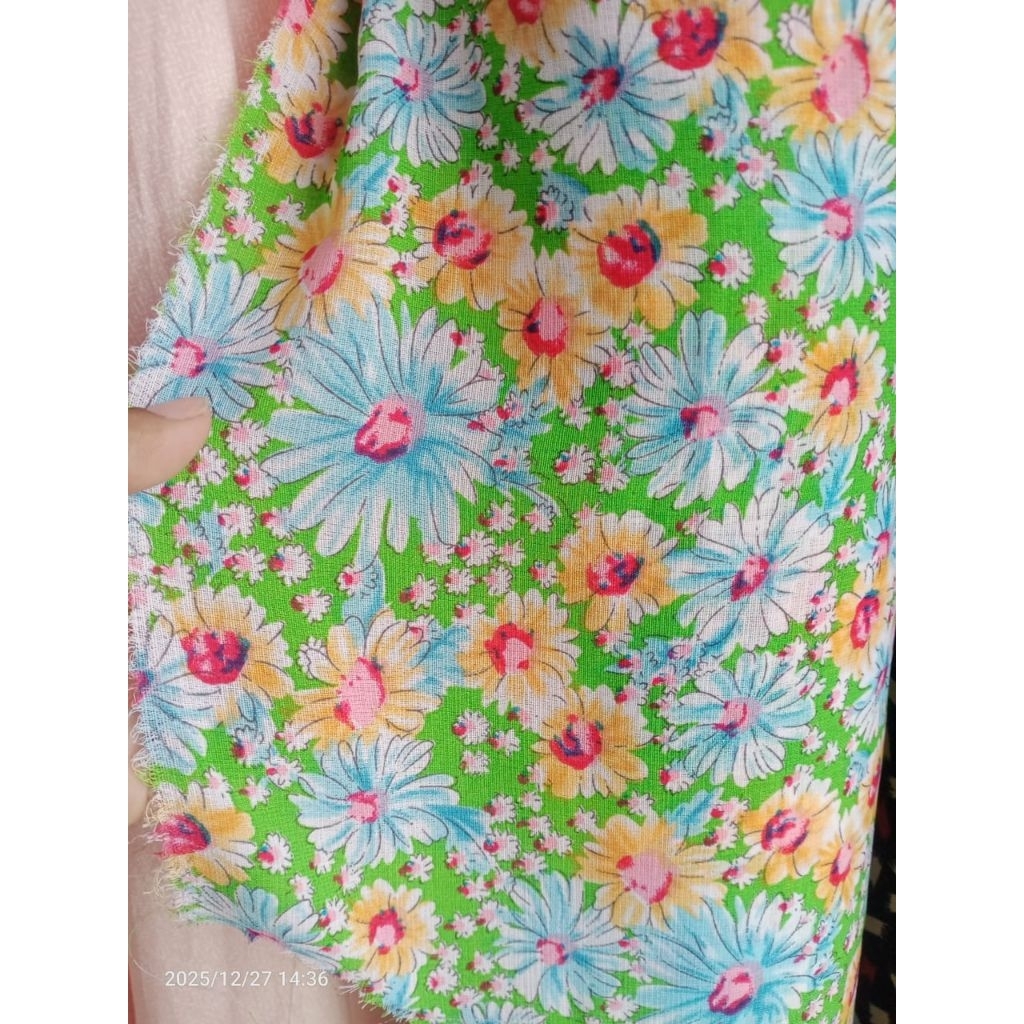 BAHAN // KAIN LINEN TIPIS LEBAR BAHAN 1,5 METER HARGA TERTERA PER SETENGAH METER (0,5 M)