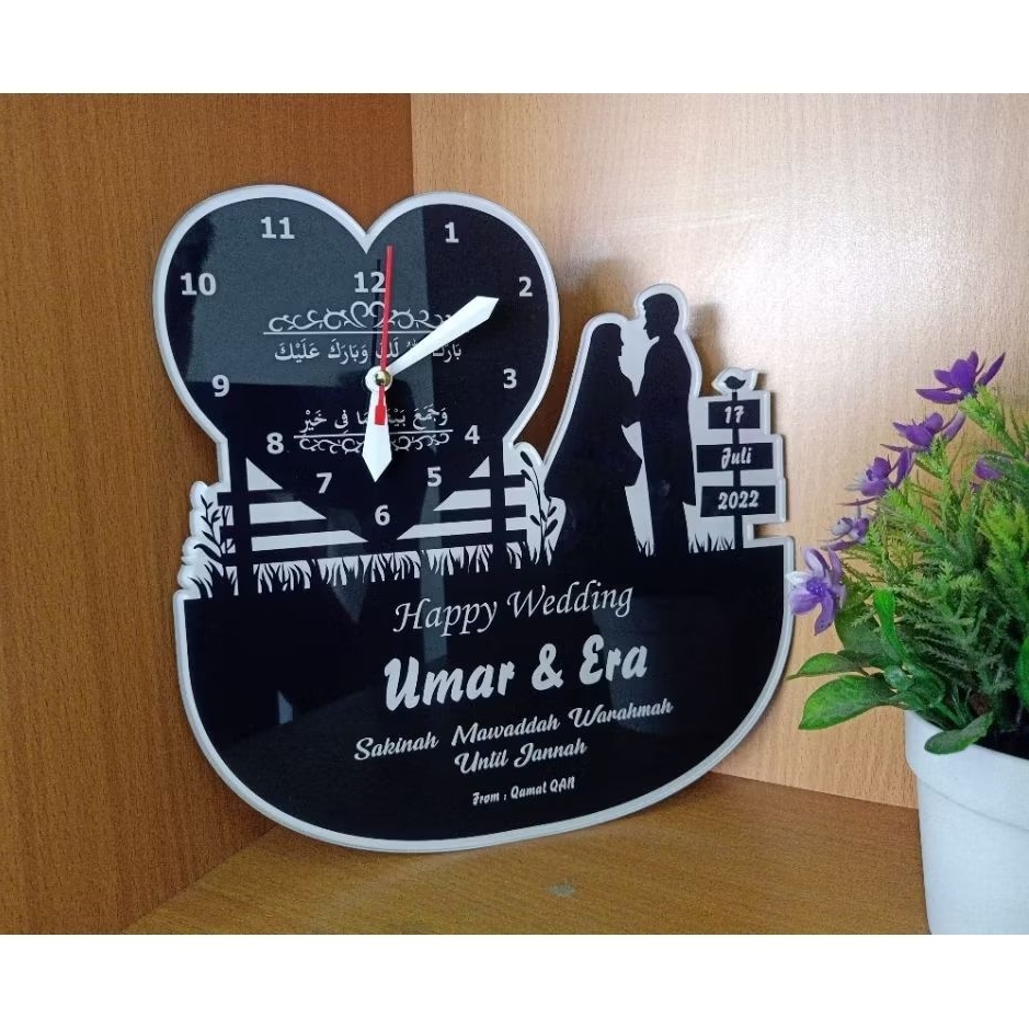 jam dinding akrilik / kado unik / jam unik custom foto