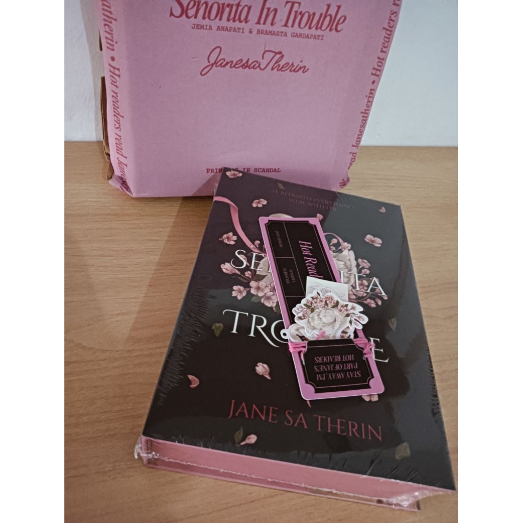 novel senorita in trouble hardcover first edition (split)