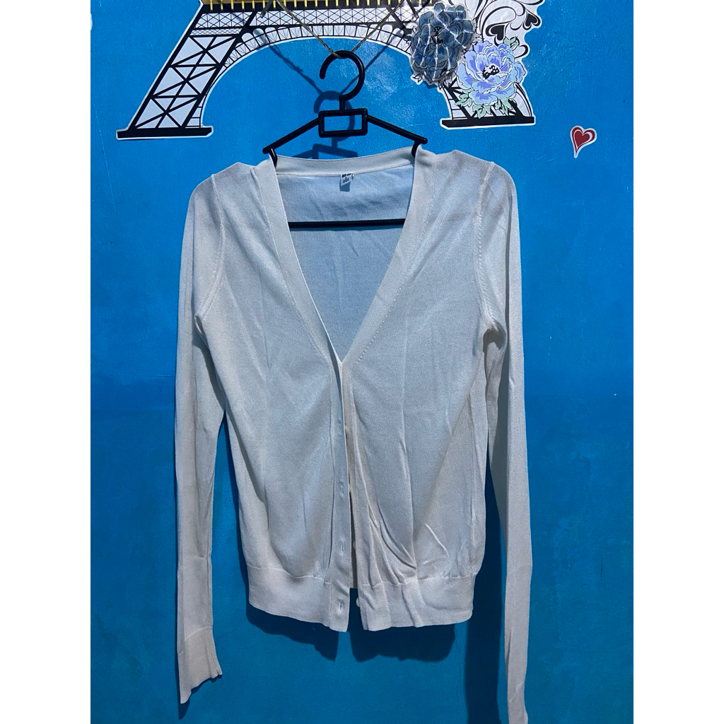cardigan rajut uniqlo