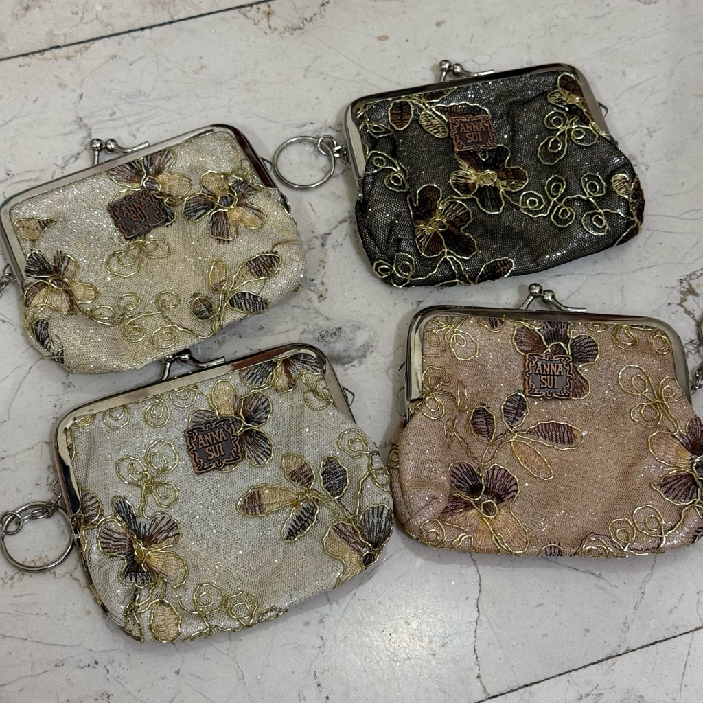 ANNA SUI TAS PESTA CLUTCH WANITA