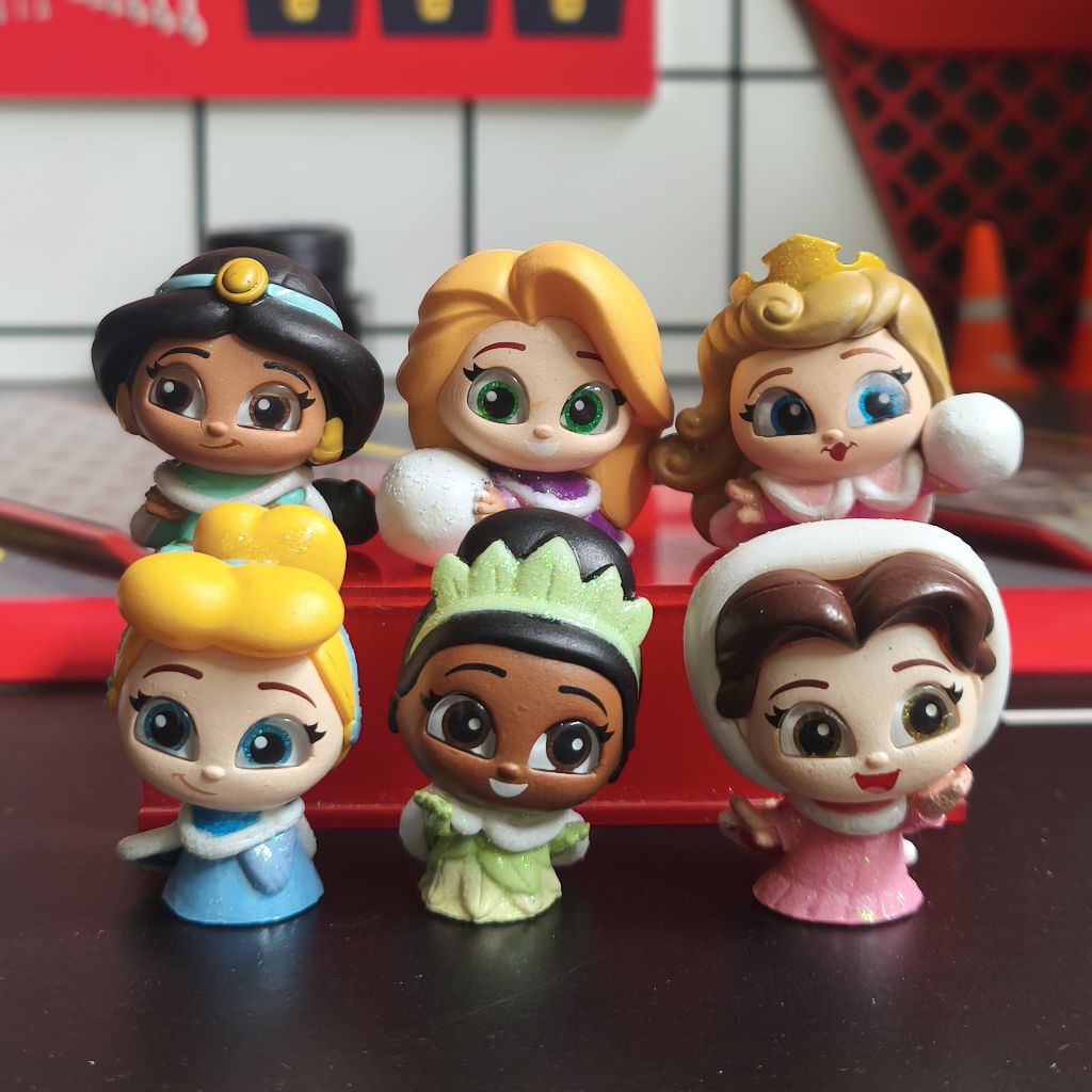Mainan Mini Figure Disney Doorables Princess Series 12 (Satuan) Original
