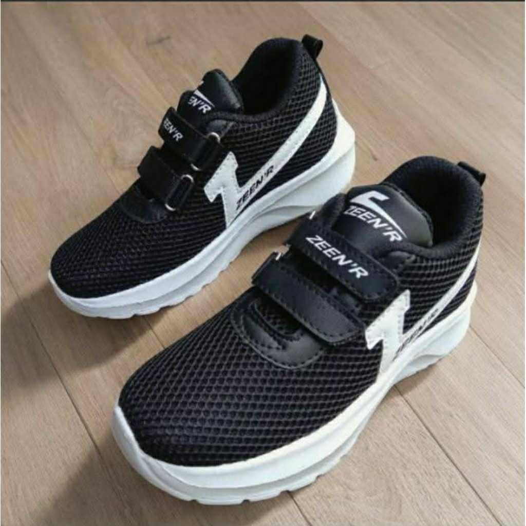 sepatu anak sekolah,cewek/cowok tk sd smp super gaul pool,nyaman di pakai