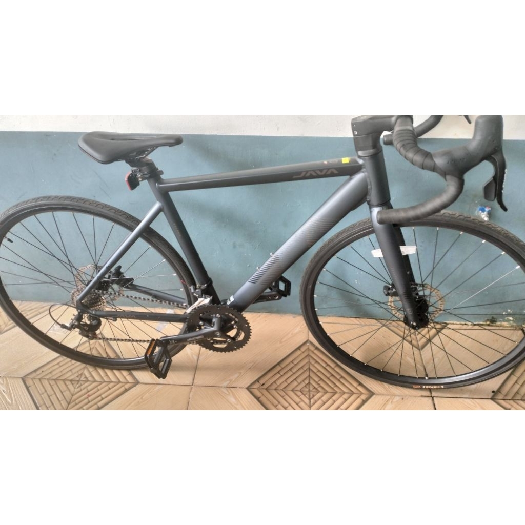 Sepeda roadbike Java veloce
