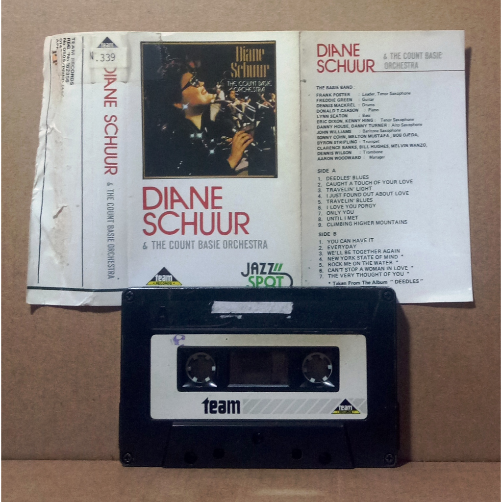 DIANE SCHUUR & THE COUNT BASIE ORCHESTRA - Kaset