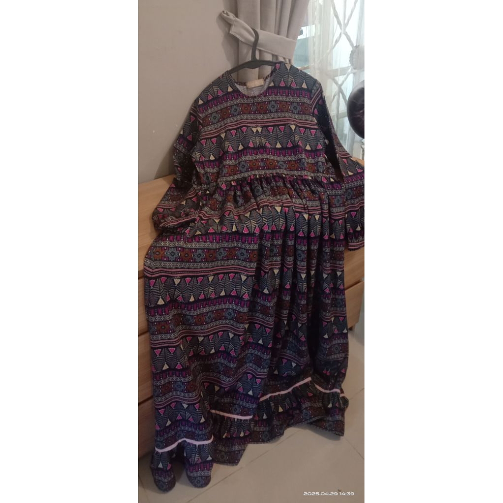 preloved dress zafeetri etnik