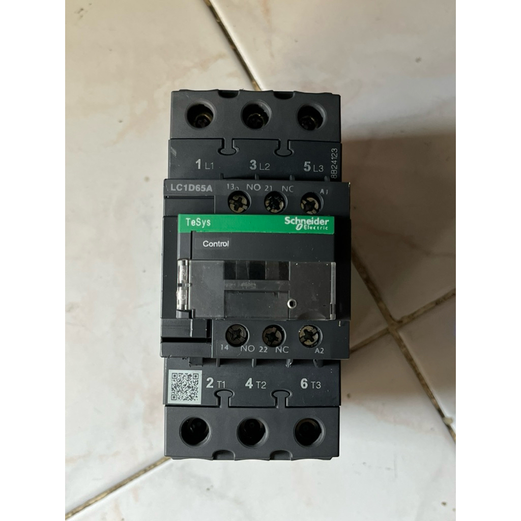 Kontaktor Schneider LC1D65 Contaktor Schneider lc1d65