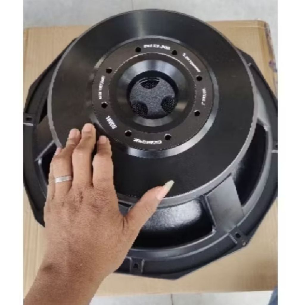 SPEAKER SPIKERZETAPRO18INCH18VC5COIL5LOW FREKUENSI ZETAPRO18VC5SUBWOOFER18INCHI ZETAPRO18VC5