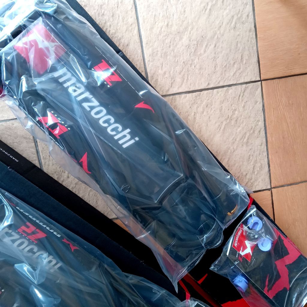 Fork Marzocchi Bomber Z1 T160 Boost 15x110 DebonAir  Wheel 29er New