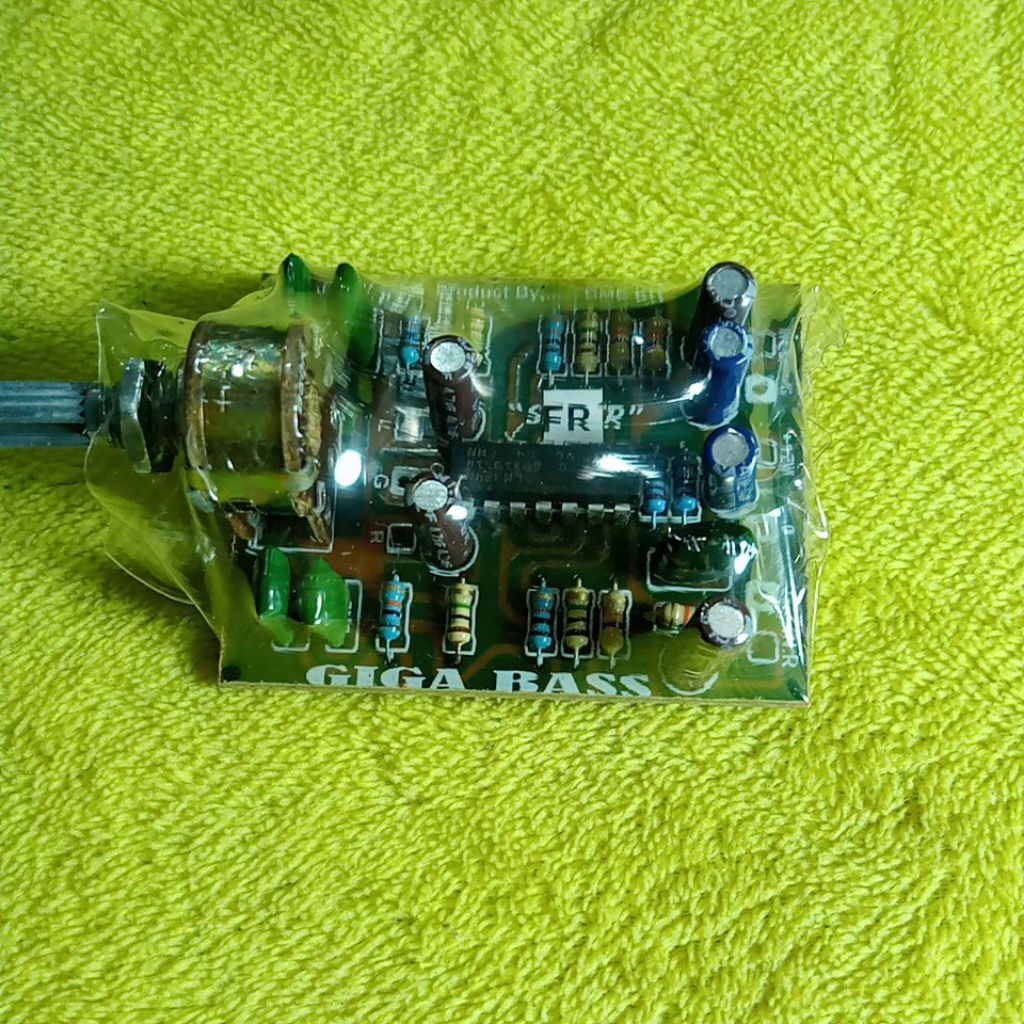 giga bass satu potensio stereo