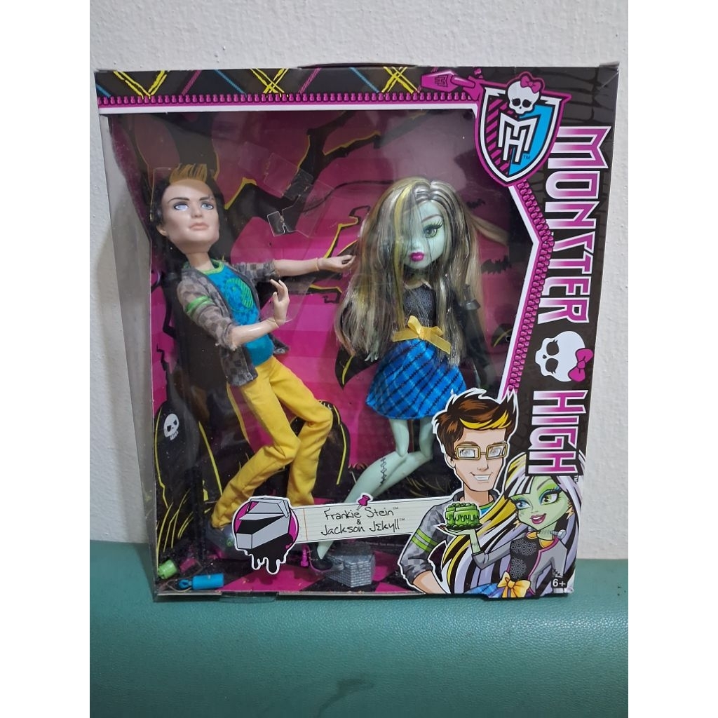 Monster high frankie stein and jackson jekyll