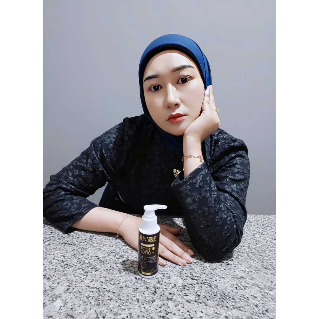 RN'BE BRIGHTENING BODY LOTION PEMUTIH BADAN