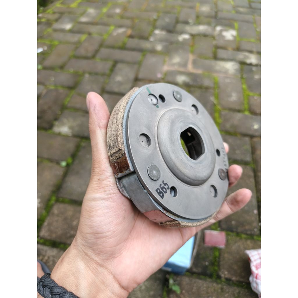 Pully belakang Aerox