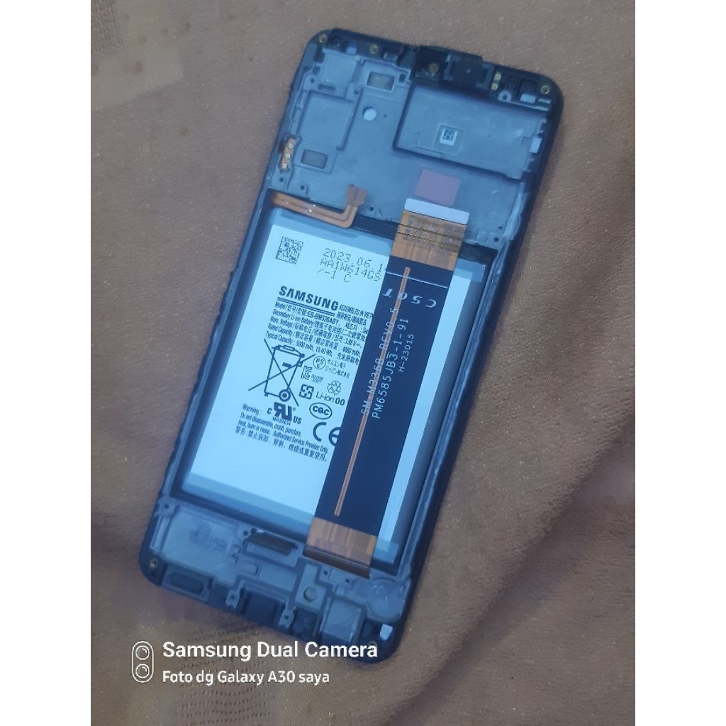 baterei original copotan Samsung A23 like new,  rangka dan komponen lainya sesuai foto bonus LCD