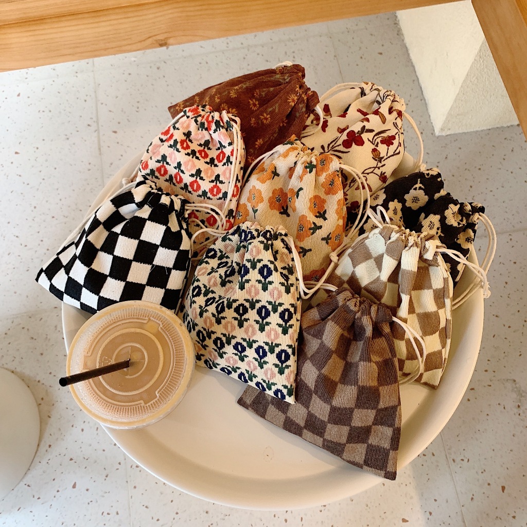 Pouch Serut Kain Motif Bunga & Kotak | Pouch Kain Aesthetic Korea Kain Serut Vintage | Kantong Koin 