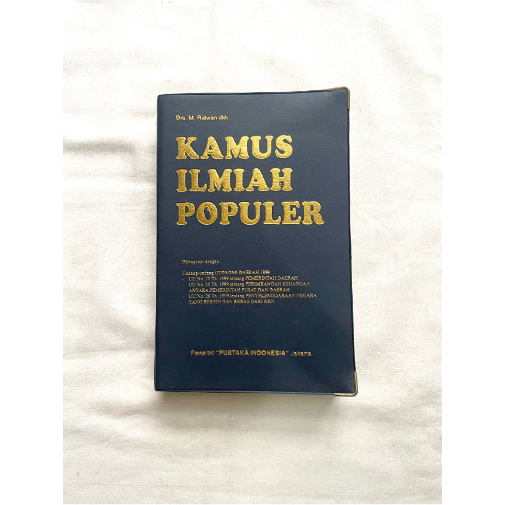 KAMUS ILMIAH POPULER