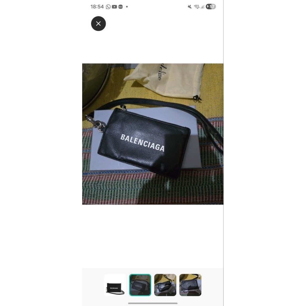 tas branded Cash and passport wallet terpesan bal