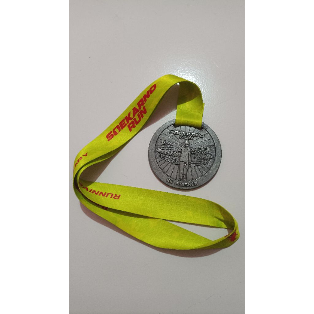 Medali Finisher Event Lari Soekarno Run 2025